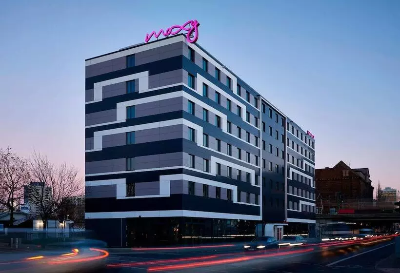 هتل Moxy Berlin Ostbahnhof