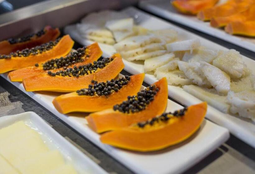 هتل Ramada By Wyndham Campinas Viracopos