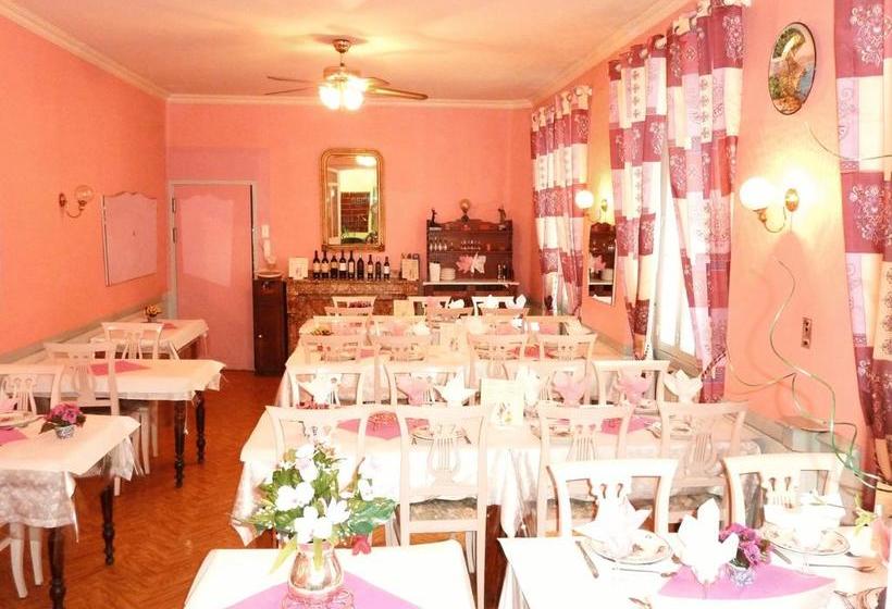 ホテル Hôtel Saint Julien