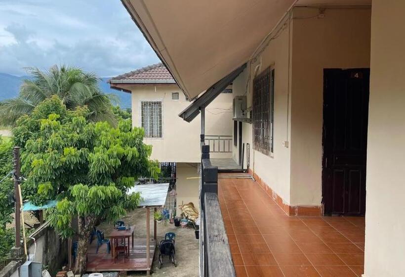 ユースホステル Sokxay Guerthouse