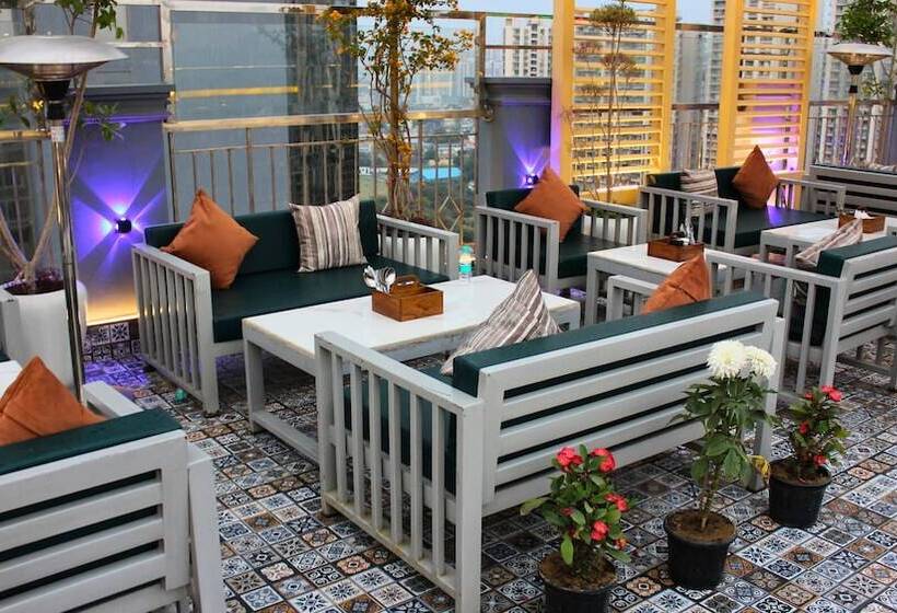 هتل Hibiscus Select