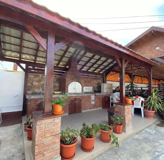 ペンション Vila Cristina