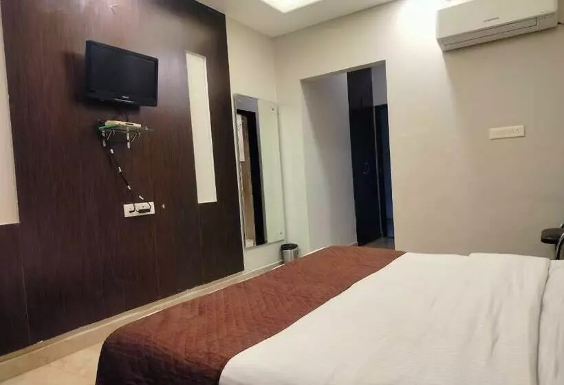 Hotel Meraj Inn