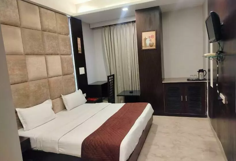 Hotel Meraj Inn