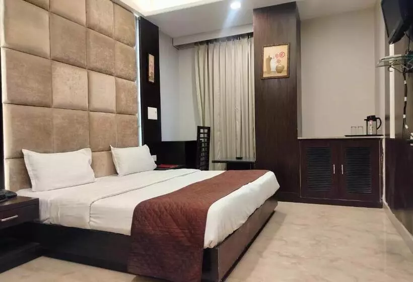 Hotel Meraj Inn
