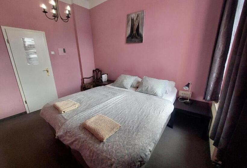 هتل The Villa, Ljubljana City Center