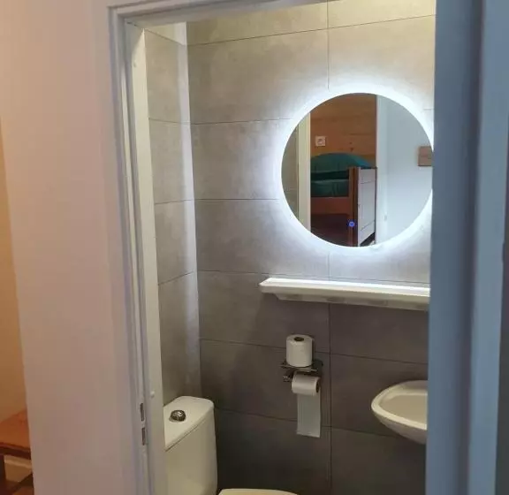 Majatalo Chalet Jaune Charmant Som