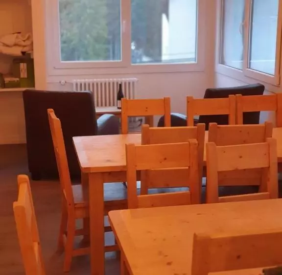 Majatalo Chalet Jaune Charmant Som