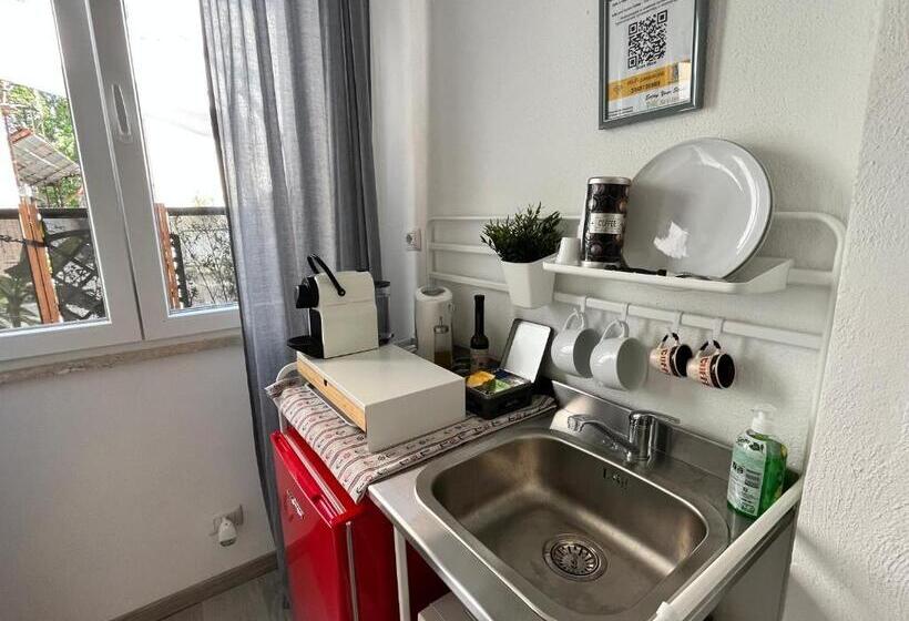 پانسیون Dmc   Alloggio Turistico