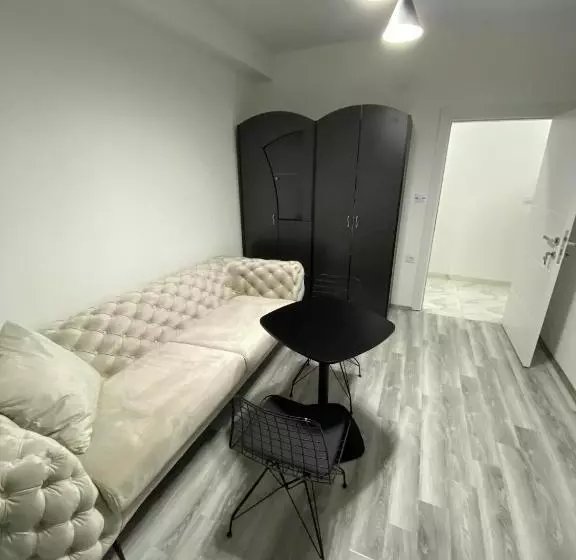 پانسیون Oki Doki 2