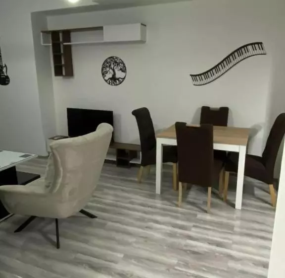 پانسیون Oki Doki 2