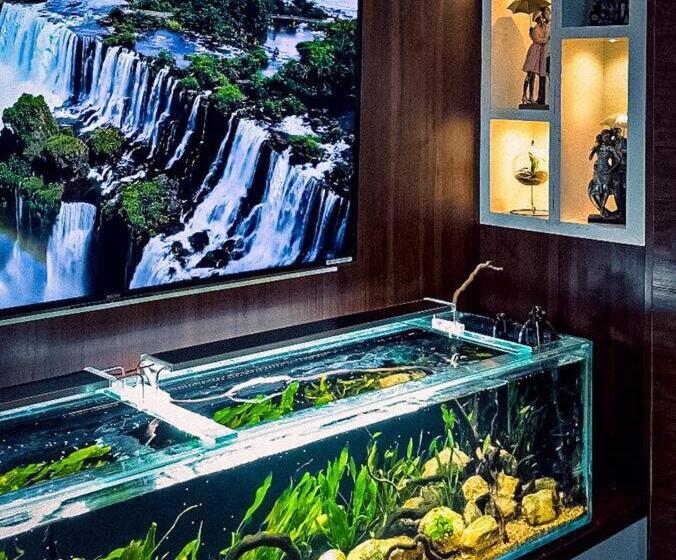 پانسیون Revlin Inn, A Luxury Guesthouse