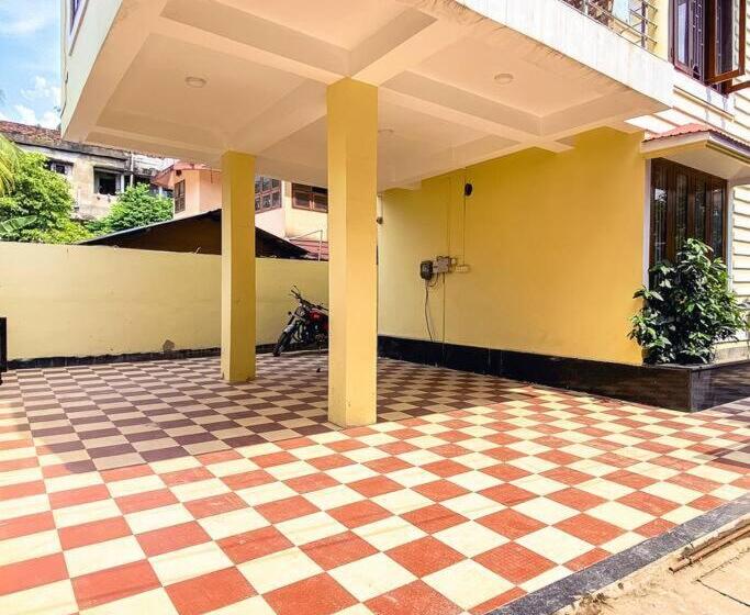 پانسیون Revlin Inn, A Luxury Guesthouse