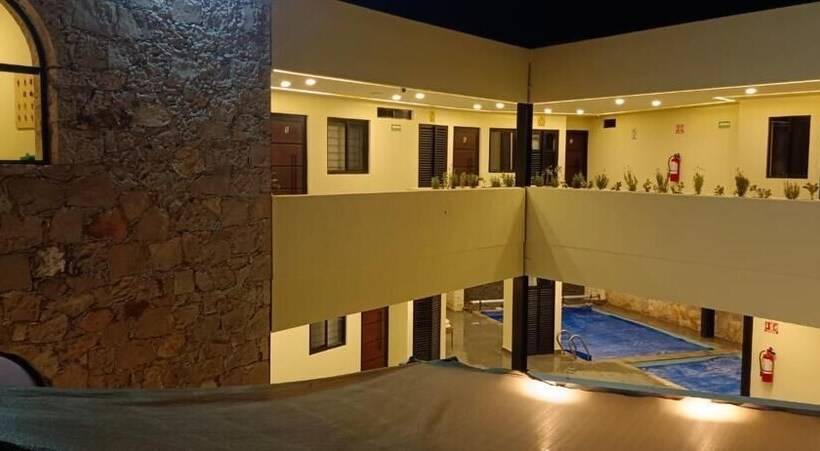 هتل Boutique Arcos De Bernal