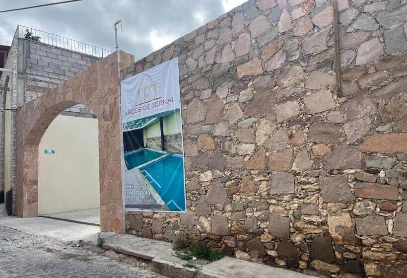 هتل Boutique Arcos De Bernal