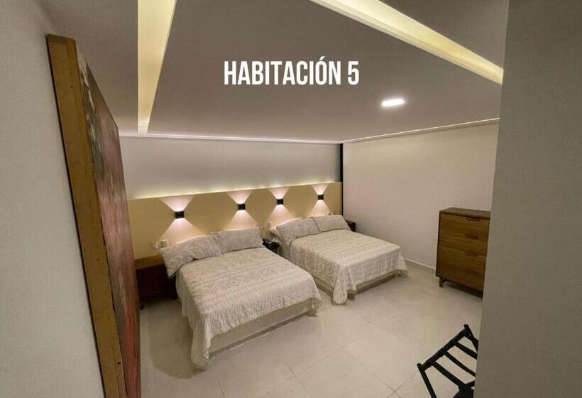 هتل Boutique Arcos De Bernal