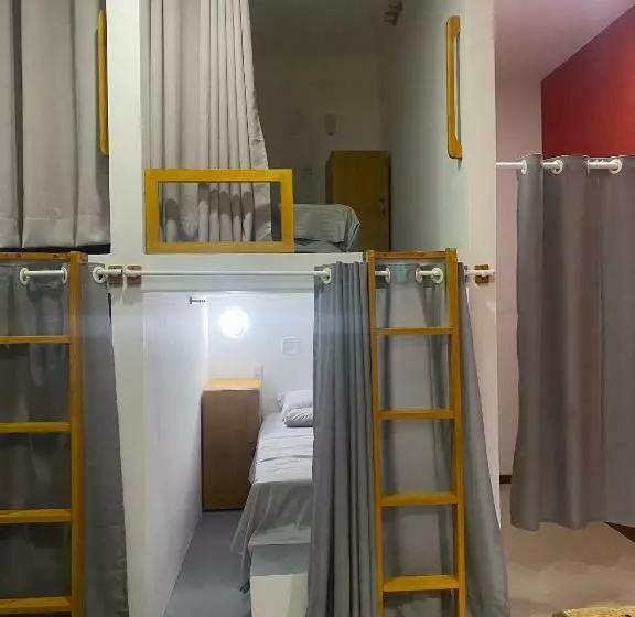 Kapselihotelli Hostel Flor De Ipê