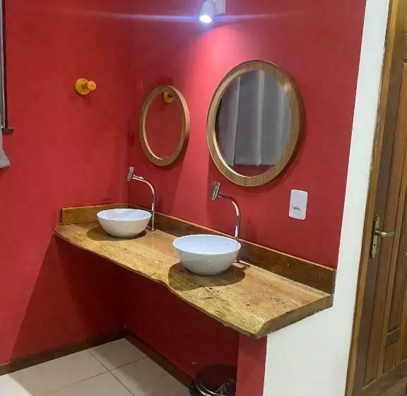 Kapselihotelli Hostel Flor De Ipê