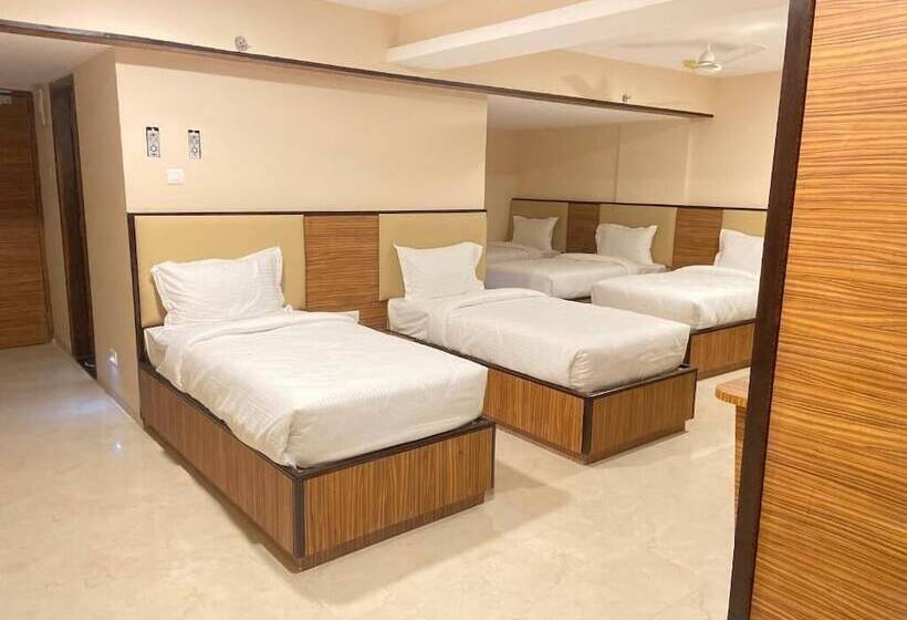 فندق High Rise Regency