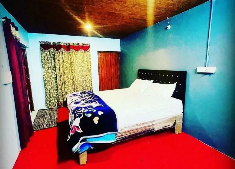 Hotelli Kodai Poombarai Palace