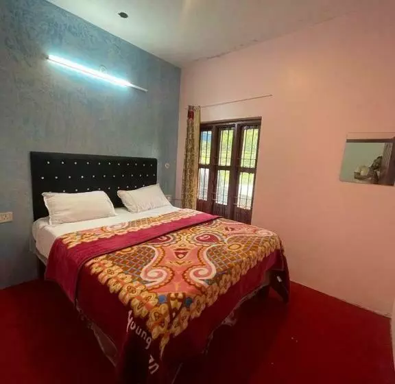 Hotelli Kodai Poombarai Palace