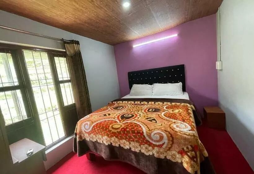 Hotelli Kodai Poombarai Palace