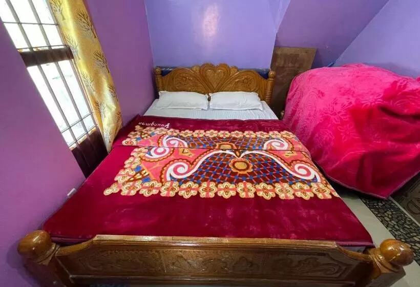 Hotelli Kodai Poombarai Palace