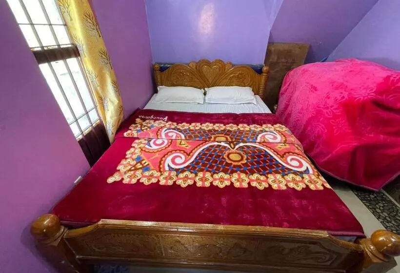 Hotelli Kodai Poombarai Palace
