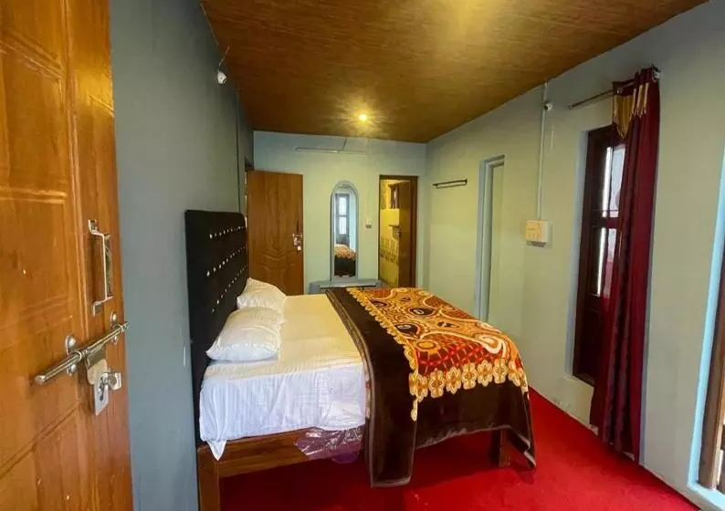 Hotelli Kodai Poombarai Palace
