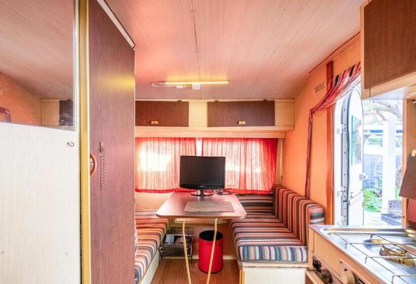 بنسيون Villa Eden   Wellness Oasis With Pool And Gym