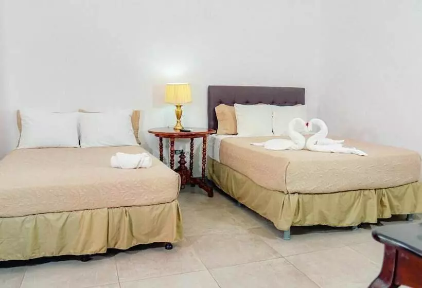 Santa Ana Hotel Boutique