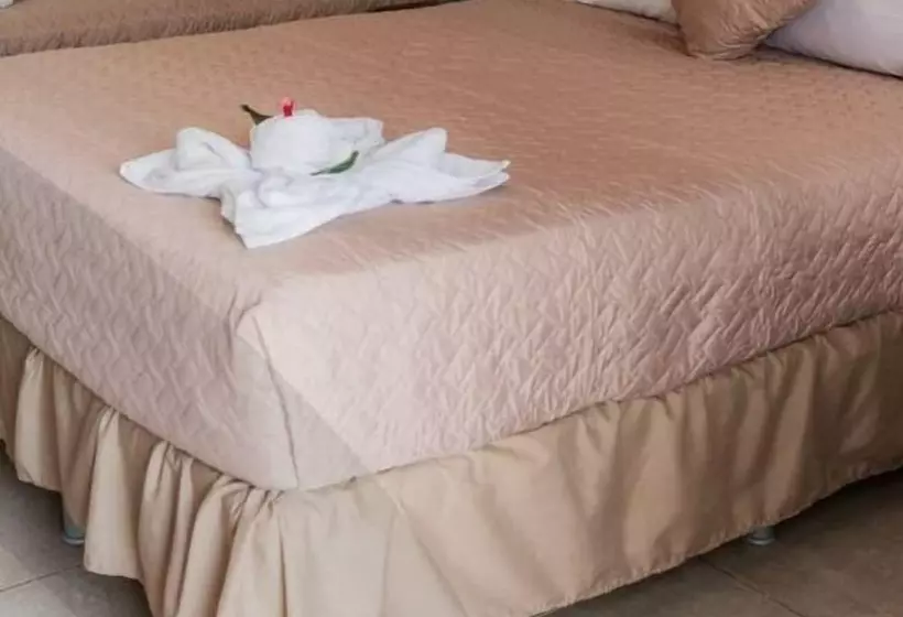 Santa Ana Hotel Boutique