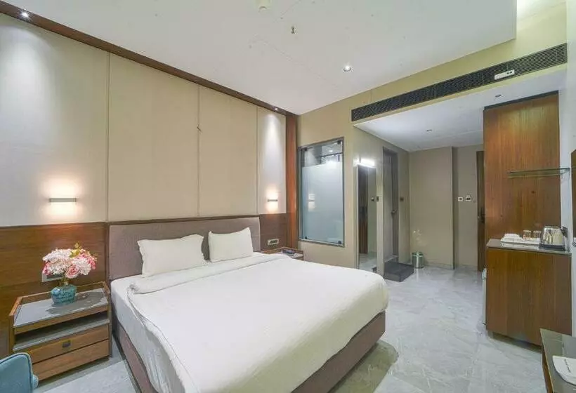ホテル Devgiri Inn And Restaurant
