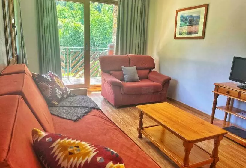 Vista Arinsal Apartments