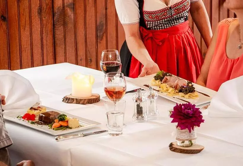 ユースホステル Gasthaus Zum Wilden Mann