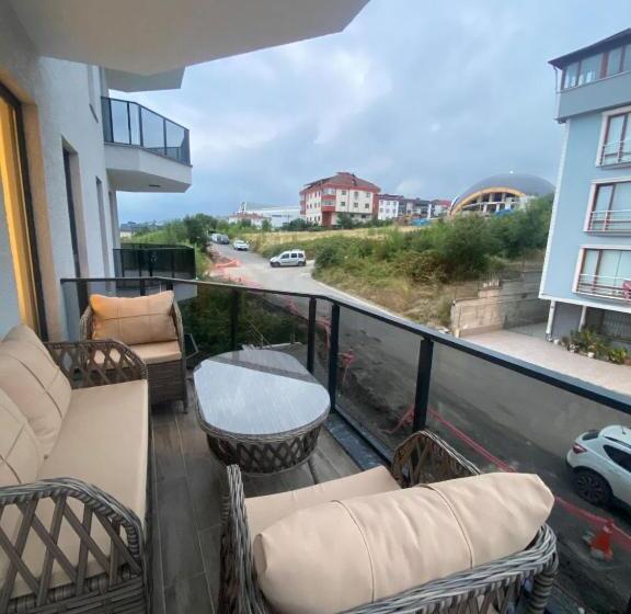 Rosella Royal Suit   روزيلا رويال