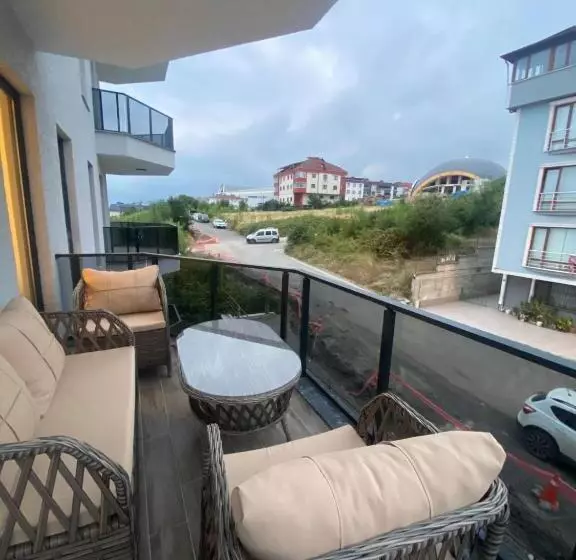 Rosella Royal Suit   روزيلا رويال