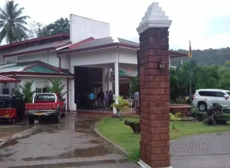Aloka Hotel & Receptions   Hotel & Restaurant
