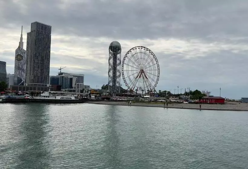 هتل Orbi City Batumi