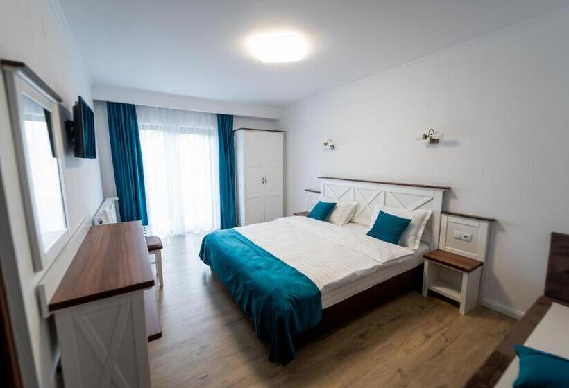 펜션 Evergreen Chalet