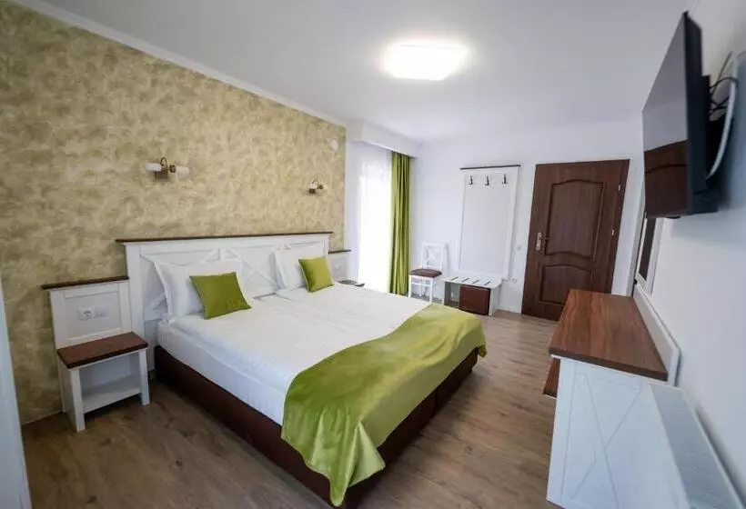 ペンション Evergreen Chalet