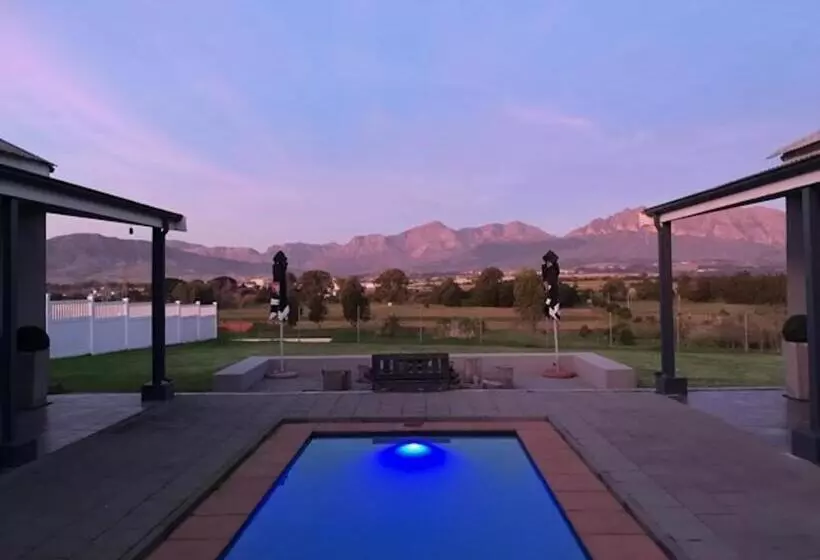ペンション Mooi Uitsig Lodge
