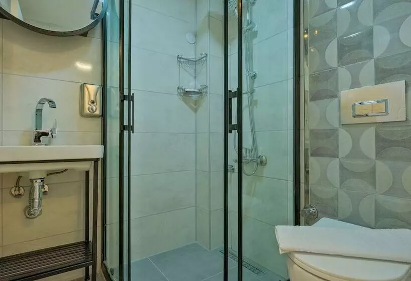 ホテル Miralya Suites