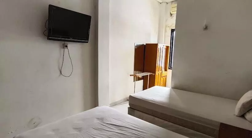 ホテル Oyo 92751 Marang Homestay Syariah