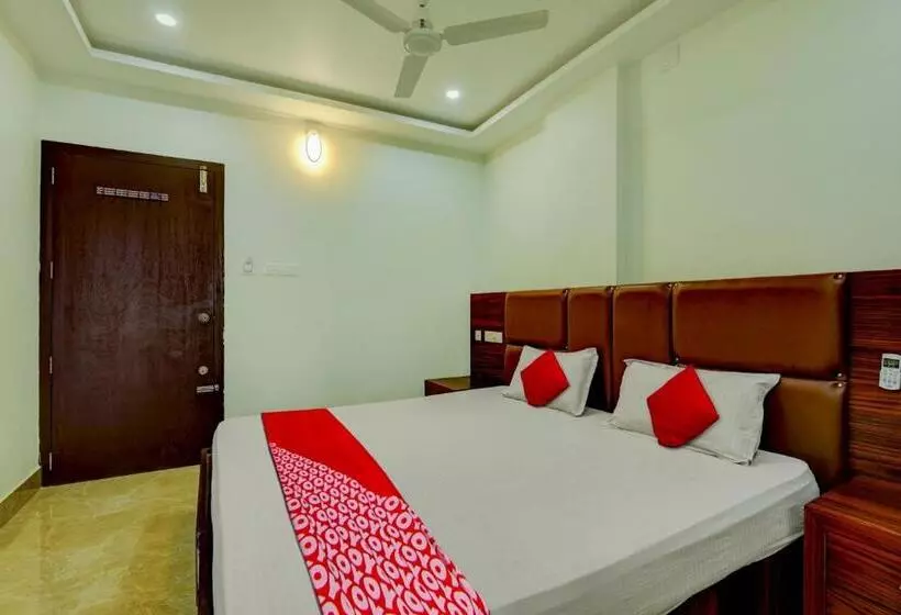 Hotelli O Royal Tower Lodge