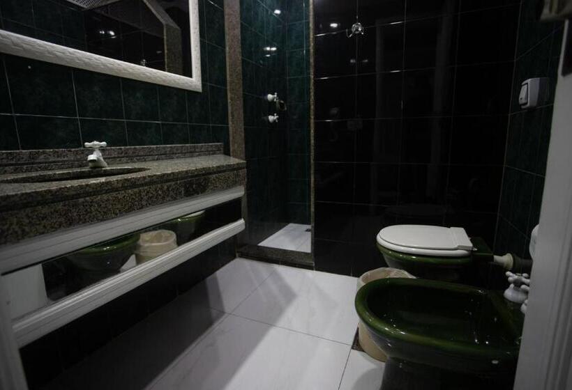 هتل Show Adult Only