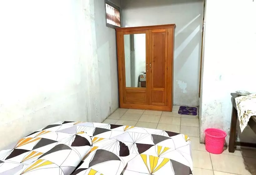 Hotelli Spot On 92777 Leheran Homestay Near Chr Farm