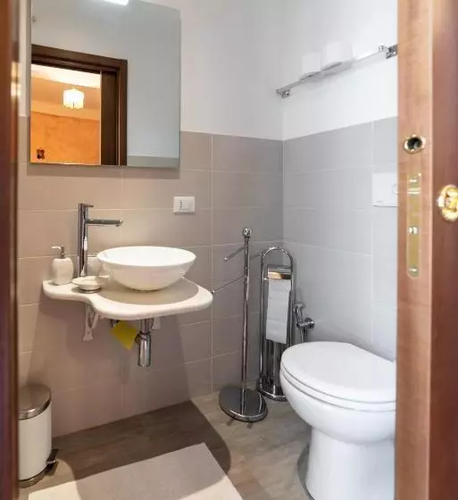 ホテル Agriturismo Castel Dho