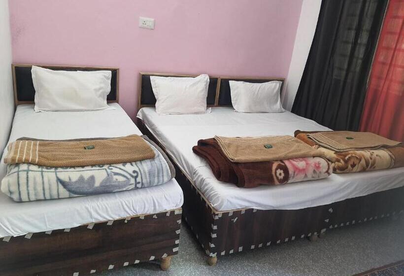 Hotel Namami Gange & Restaurant