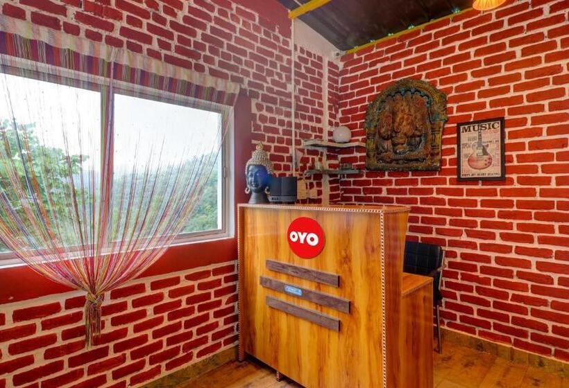 Hotel Oyo Flagship Saffron Inn